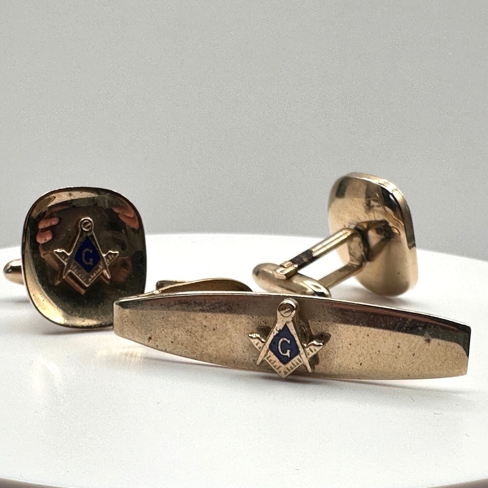 Vintage 90s Masonic Cufflinks & Tie Bar Set Gold Tone Blue Enamel Square Compass